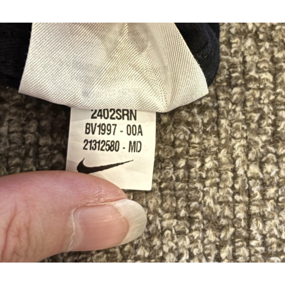 Nike Run Men's The Nike Tee T-Shirt, Medium - Black short sleeve orange swoosh - Picture 6 of 7